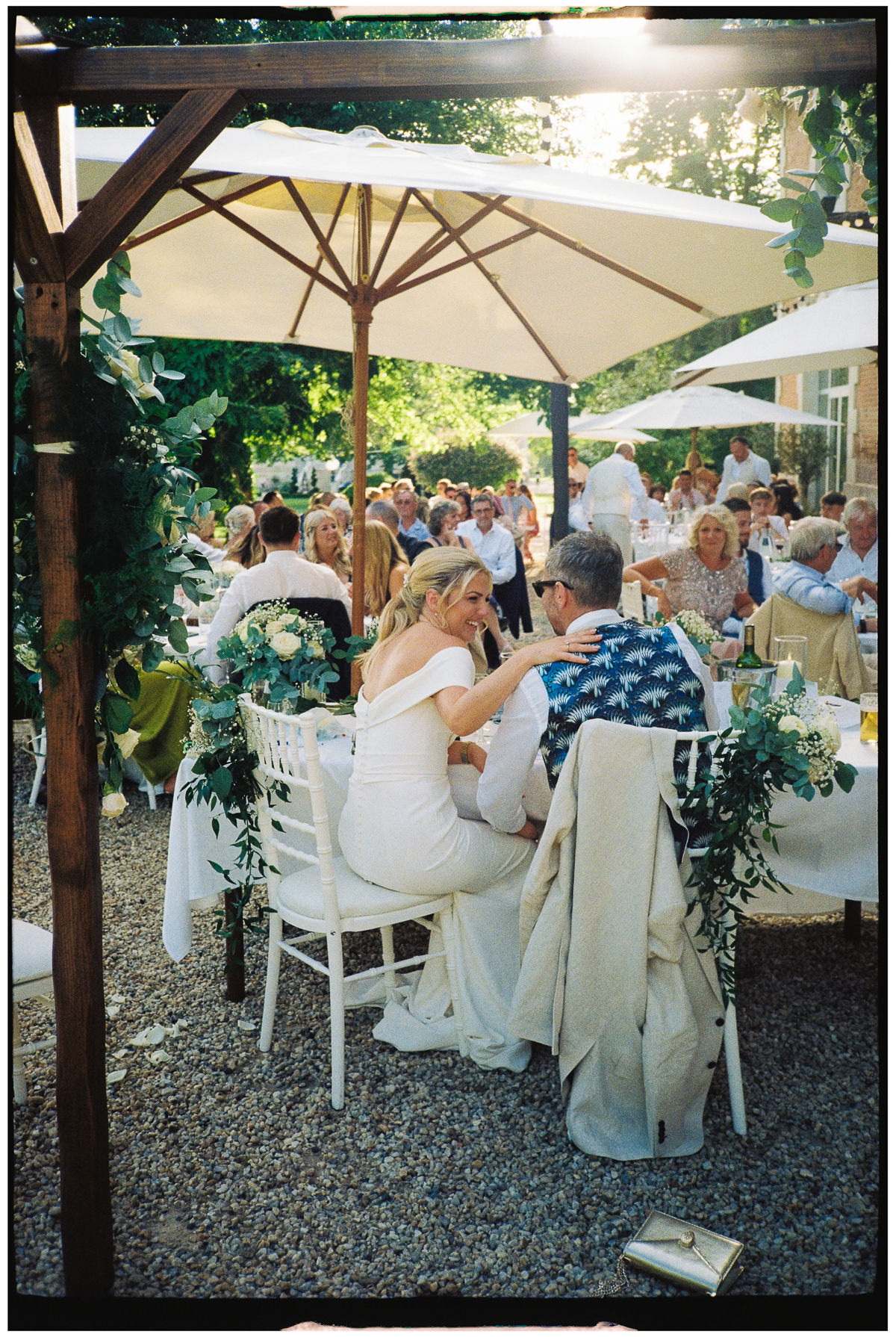 FRANCE WEDDING ON ANALOGUE FILM CHATEAU DE LA VALOUZE 001 FRANCE WEDDING ON ANALOGUE FILM CHATEAU DE LA VALOUZE 001